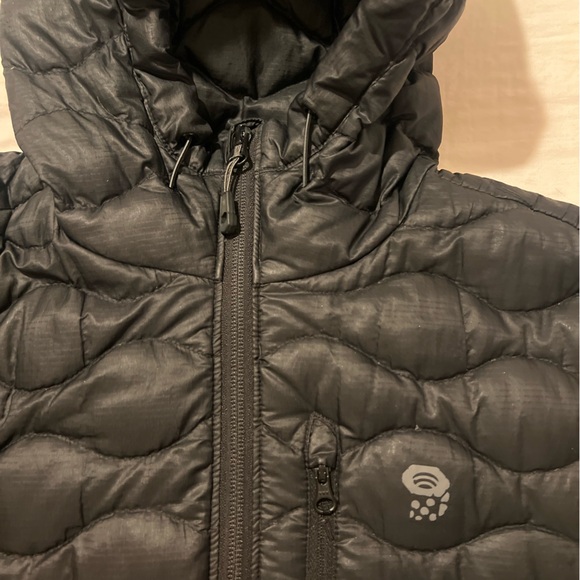 Women's Black Hooded Puffer Coat - Picture 3 of 9